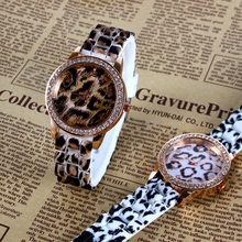 2015 nueva moda mujeres del reloj de ginebra marca relojes cuarzo del acero del oro Relogio Masculino Feminino relógio envío gratis