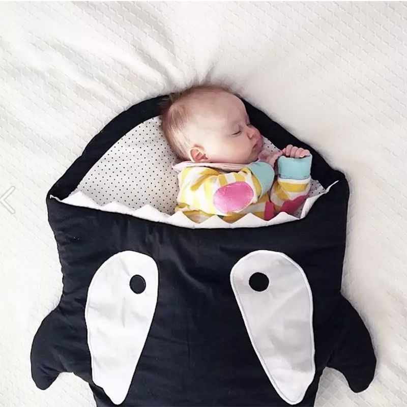 baby Cartoon Shark sleeping bag high quality cotton infant stroller bag swaddle wrap newborns envelopes baby bedding Sleepsack