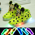 2017 new fashion led lighting child casual shoes Cartoon young girl led flashes sneakers Printed Mickey