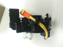 new 84306 0K051 843060K051 84306 0K051 Spiral Cable Clock Spring Sub Assy For Toyota VIGO Corolla
