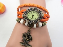 Envío gratis – 2015 de la nueva vendimia cuarzo mujeres se visten Watchs rosa colgante de cuero sintético reloj
