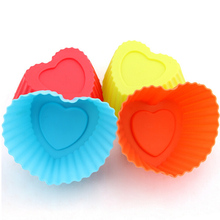 100pcs Wholesale Kitchen Supplies Soft Silicone Heart Shape Jelly Chocolate Mould 5CM Muffin Cupcake Mold Baking Accessories