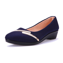 Women’s Loafers Soft cloth Women Pointed Low Heel Single Shoes Casual Red/blue/black Free Shipping Hot Selling Spring and Autumn
