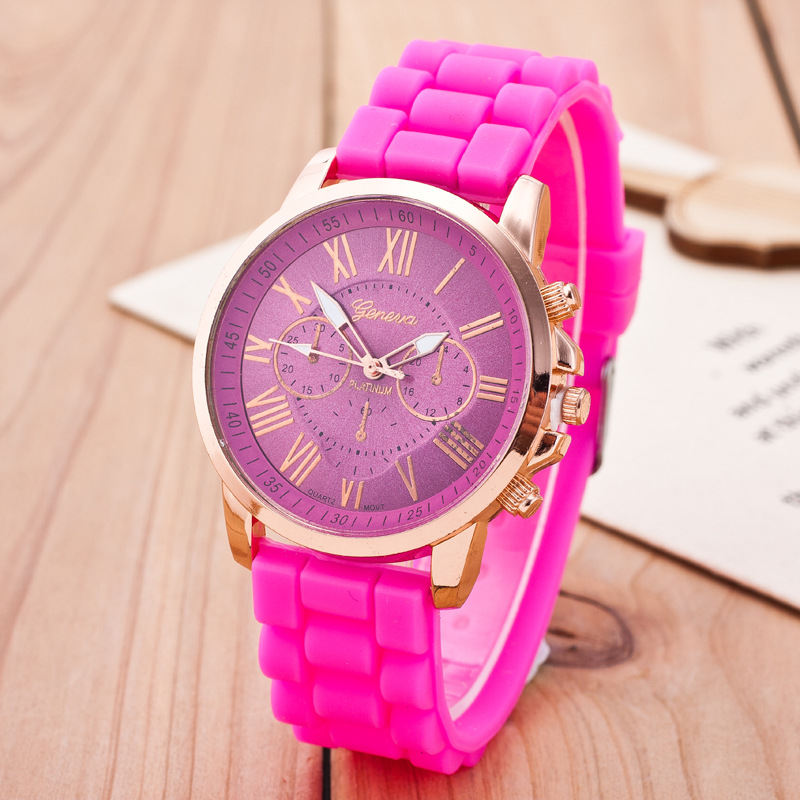 Vogue Jewelry Watch Geneva brand Quartz Lady Dress Watch Female Males Sports Casual Wristwatch silicone Clocks