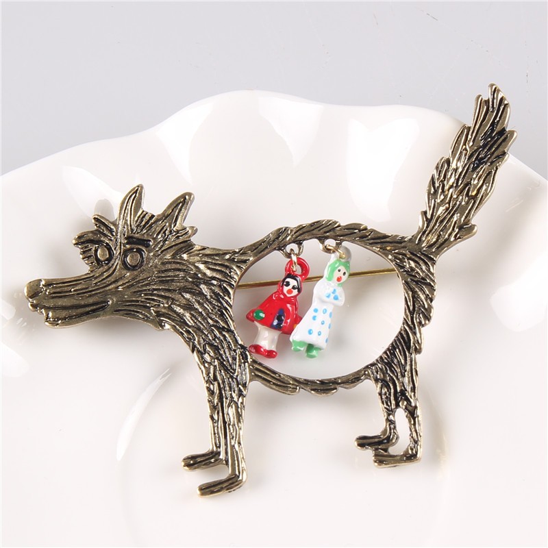 Fashion Vintage Wolf Brooch jewelry Little Red Riding Hood Unique Epaulette Brooches BX004