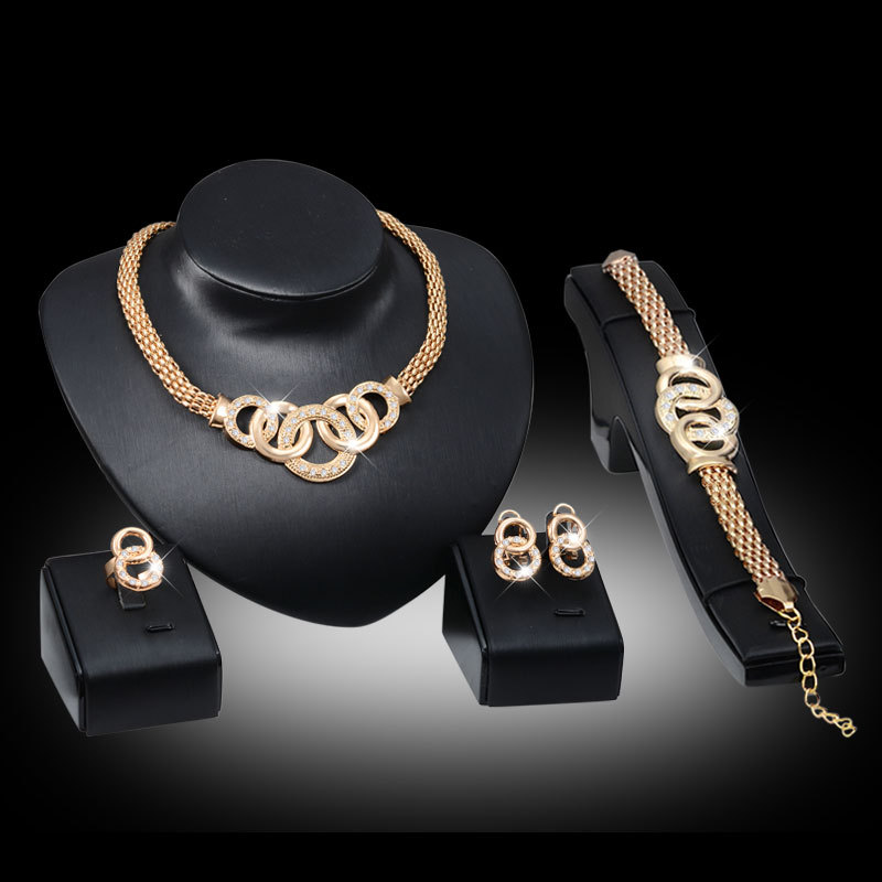 http://g01.a.alicdn.com/kf/HTB1TemyIVXXXXaZapXXq6xXFXXXY/-font-b-african-b-font-beads-font-b-jewelry-b-font-set-Collar-Statement-Necklace.jpg