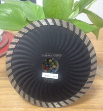Envío gratis 125 * 22.23 / 20 * 8 mm turbo cuchillas onda diamante vio la lámina para mármol, granito, hormigón, porcelian azulejo, cerámica