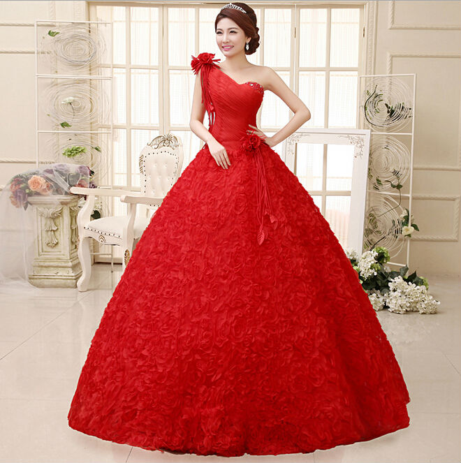 Red rose wedding dress