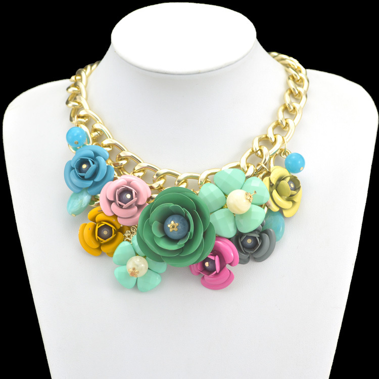 2014 New Design Gold Chain Fashion Accessories Luxury Metal Flower Resin Beads Statement Pendant Necklaces Pendants