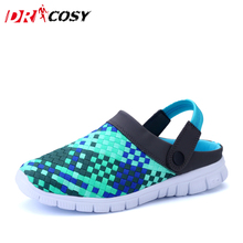 Hot Sale Summer Couple & Lovers Clogs Men’s Slipper Hole Hollow Ventilating Sandals Clogs Beach Clogs Breathable Mesh Clogs
