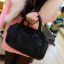 White and black color small fashion handbag woman bag winter plush girl bag