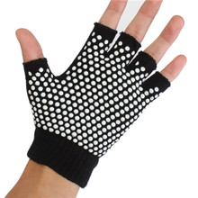 1 Pair Fashion Modern Design Yoga Half Fingers Fingerless Non Slip Grip Sticky Gloves Sports Exercise