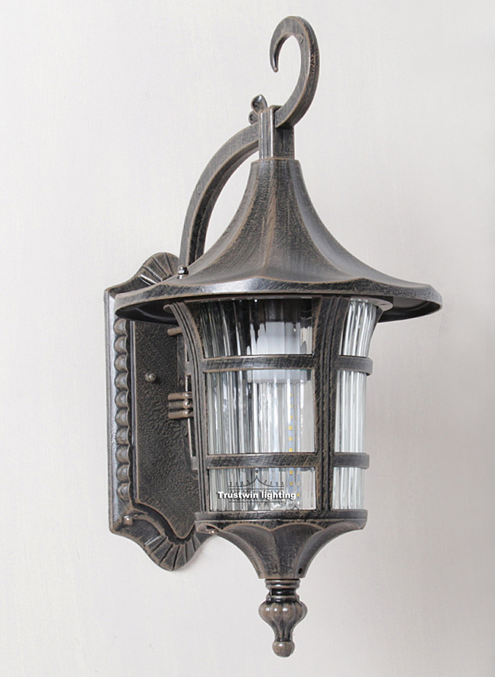 Vintage Veranda Lamps 60
