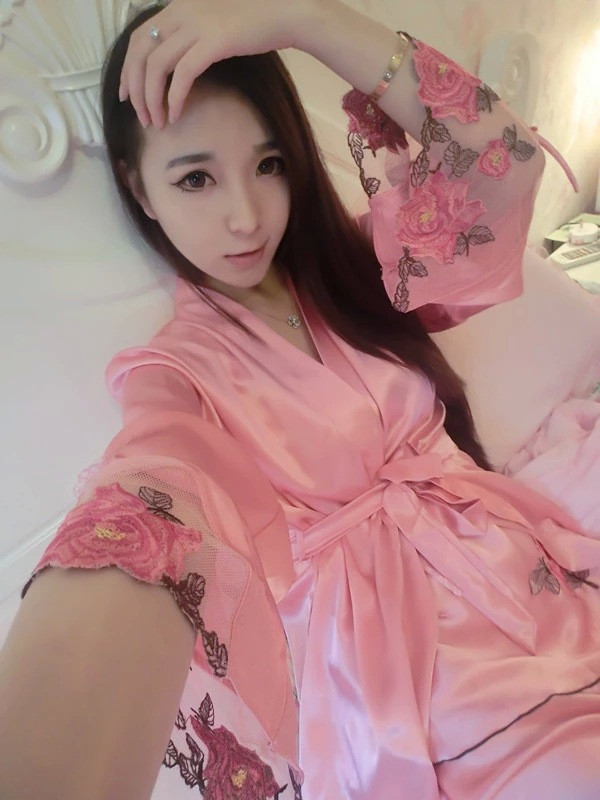 Free Shipping Cute Lace Straps Pajamas Sleepwear Sexy Silk Lingerie For Women_5