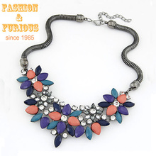 2015 Summer Jewelry Hot Necklaces Pendants Women Statement Necklace Colar Choker Necklace Resin Flower Pendant For Party Gift