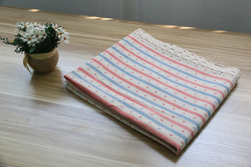 table cloth 800px-S11