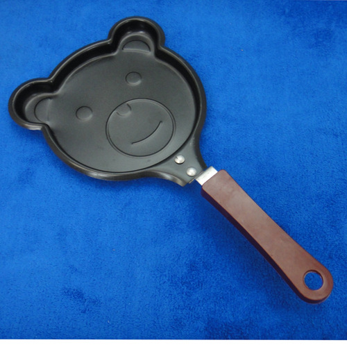 Creative love shape and Bear shape pan / carbon steel non-stick omelet 