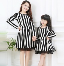 Fashion Stripe Dress Family Clothes Lace Patchwork Sleeve dress for Mother and Daughter Women/Girls Dress Spring/Autumn FL522