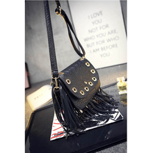YOANME America and European Women Black Vintage Shoulder Bag Autumn Tassel Fringe Bag Trendy PU Lady