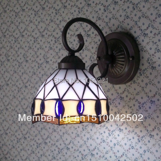 Compra tiffany lámpara de pared online al por mayor de China