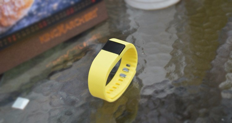 2015-new-tw64-bluetooth-smartband-bracelet-wristband-fitness-activity-tracker-Smart-sport-watch-pulsera-inteligente-xiaomi-ban (1)