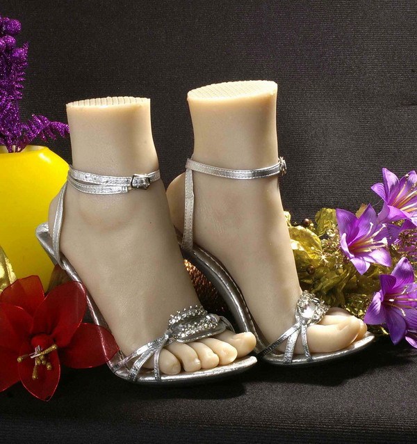 Free Shipping! Female Foot Mannequin for shoe display/nail art, foot model/sock display props