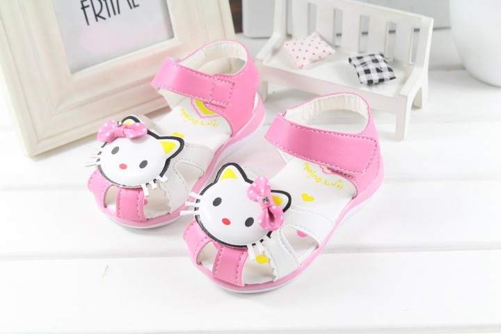 hello kitty girl sandal