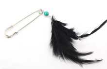 Free Shipping 10PC/Lot fashion jewelry gifts silver kilt pin jewelry black feather 7.5cm safety pins brooch P008-023