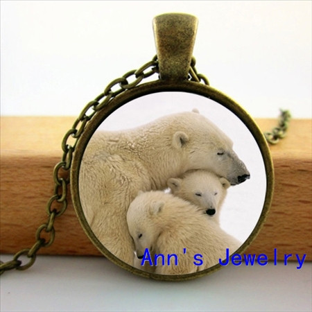 animals_polar_bear_stickers-r47545a7df8114599a228db20fa66275e_v9waf_8byvr_512