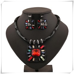 New-Fashion-Vintage-Exaggerated-style-Fine-Jewelry-Sets-Rhinestone-pendant-Rope-statement-Necklaces-Earrings-for-women