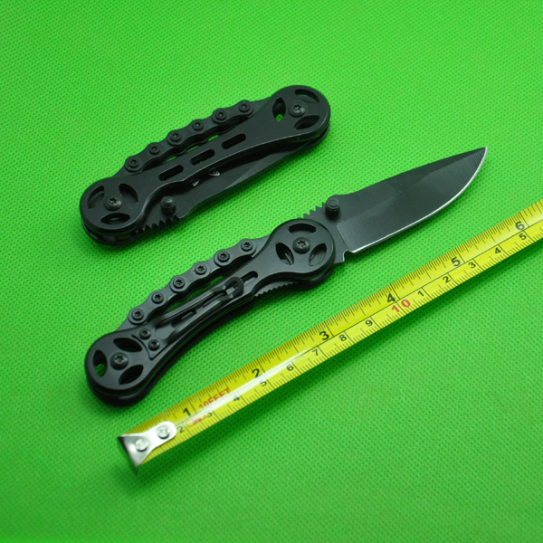 Top quality BENCH Folding Survival Knife Pocket knife 56HRC 440 hunting knife Tools Best Gift Hongkong