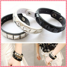 (#BRJ16) 2015 Designer Cheap Women Men bracelets Steampunk bangles Cool Rivet Leather Belt Bangle Rock Punk jewelry