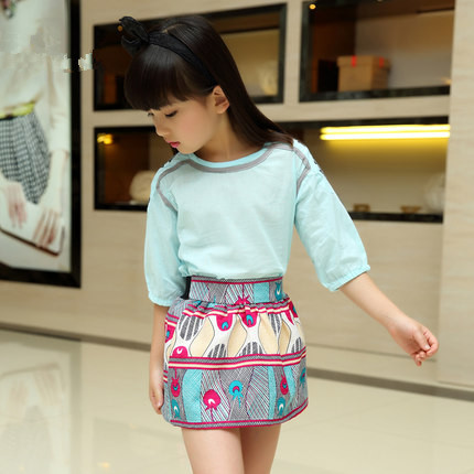 http://g01.a.alicdn.com/kf/HTB1ZGo.HFXXXXbvXFXXq6xXFXXXs/2015-new-summer-girls-shirts-Ethnic-skirt-2pcs-child-brand-suit-floral-casual-baby-kids-clothes.jpg