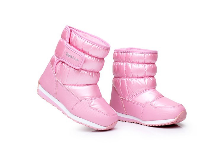 winter boots pink