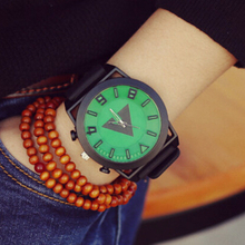 2015 new Harajuku style Personalized sports watches Women Silicone Watch Male fashion sports watch High quality