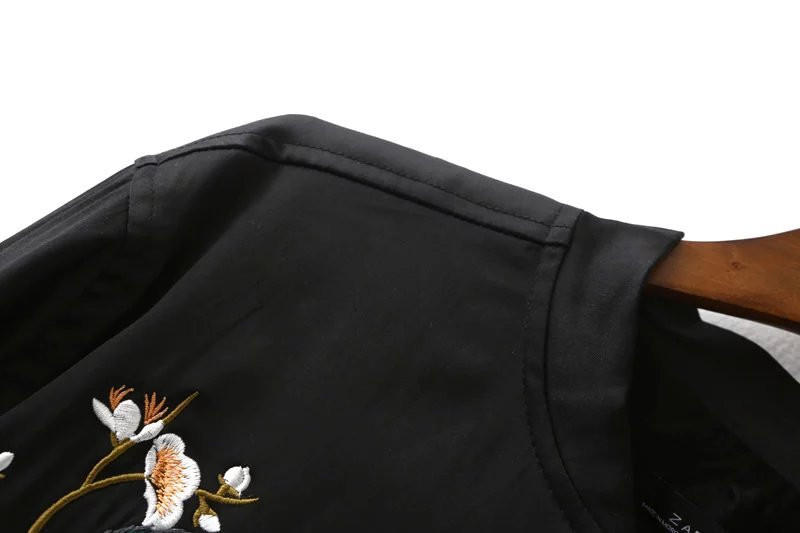 3073599871_1750474882