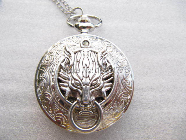Wholesale-Vintage-cool-quartz-pocket-watch-necklace-watch-with-long-chain-Final-Fantasy-Advent-Wolf-Head.jpg