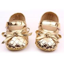 2015 New Baby Shoes 3 Colors Rhombus Lattice Pattern Soft Bottom Baby Girl Shoes PU First Walkers Wholesale  11 cm 12cm 13 cm