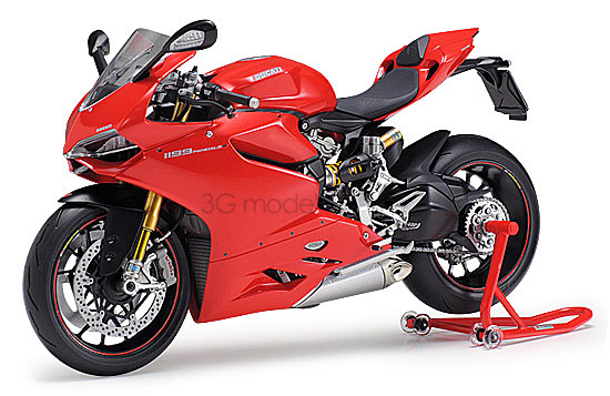 Tamiya 1/12 Ducati motorcycle model 14129 1199 Panigle S