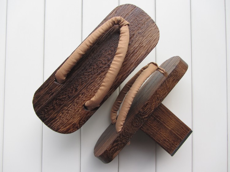 sandalias japonesas para hombre