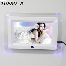 Hot Fashion Remote Control LED TFT Digital Photo Frames 7 Inch HD Screen Picture Frame with Flashing Light Music Video Player