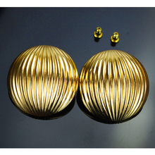 2016 18K Gold Plated Retro Golden Round Stud Earrings Fashion Jewelry For Women Hoop Vintage Big Earring Female Best Gift LE053A