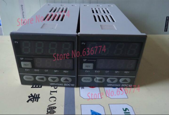 Фотография PLC SDC10 C10T6DTA0100 100-240VAC temperature controller