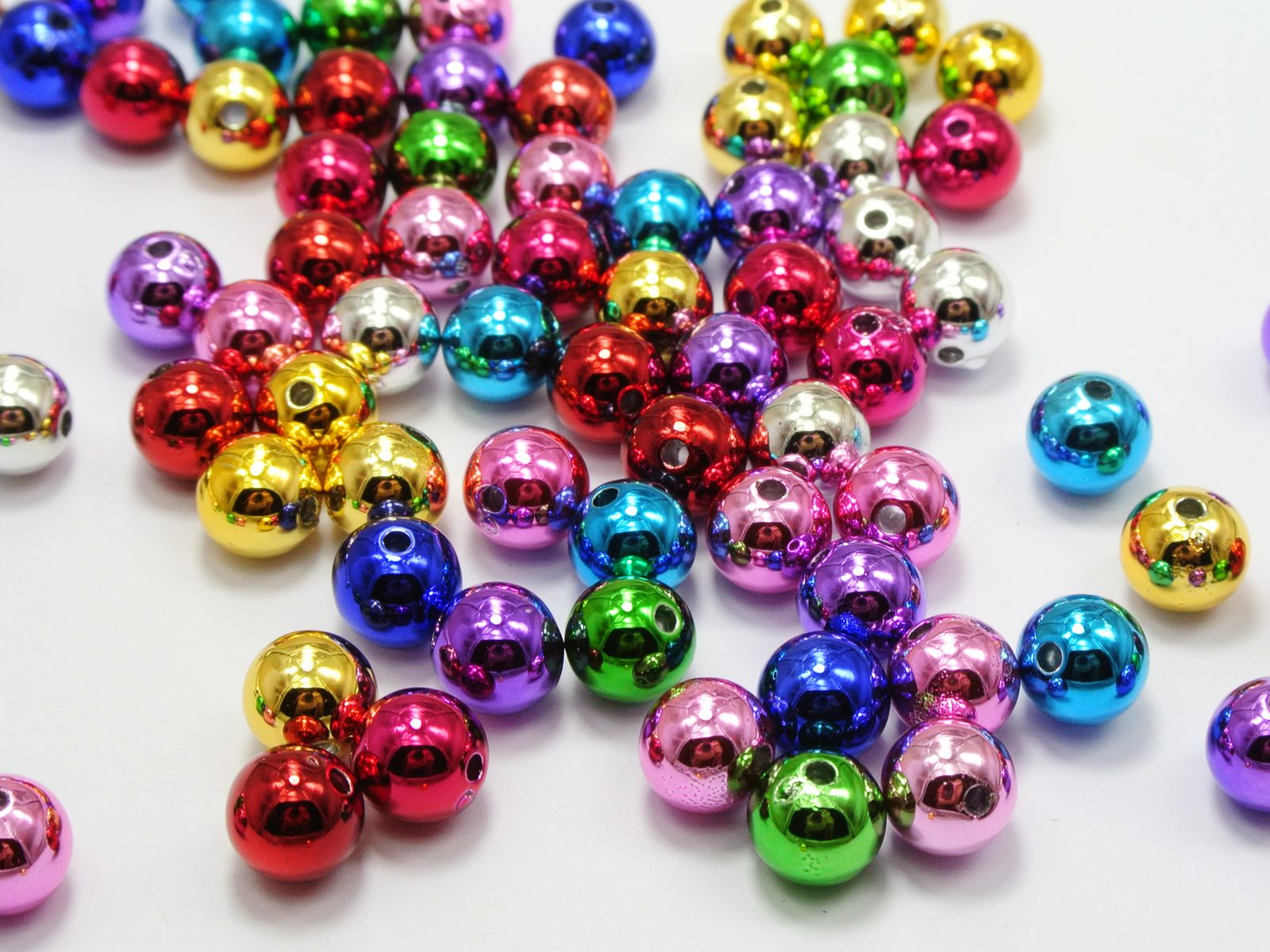 acrylic christmas beads