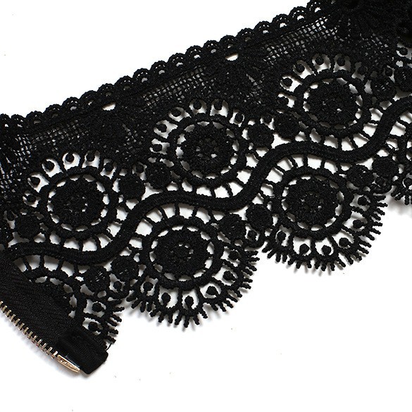 2113311000_1928382351