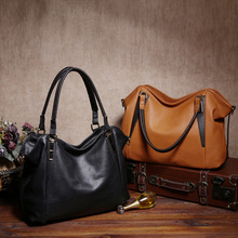 The New 2016 Female Bag Fashion Trend in Black and White Handbag Europe Style Crossbody Message Bag Pashmina Shoulder Bag