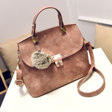 2016 New Arrival Celebrity Women Handbags Vintage Scrub Tote Bags Ladies Lock Button Messenger Bags With Fur Ball Hanging J6990