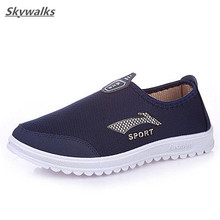 2016 New Women Slip On Super Cool Sport Water Shoes Men Summer Mesh Shoes Walking Comfortable Breathable Men’s Shoes zapatos