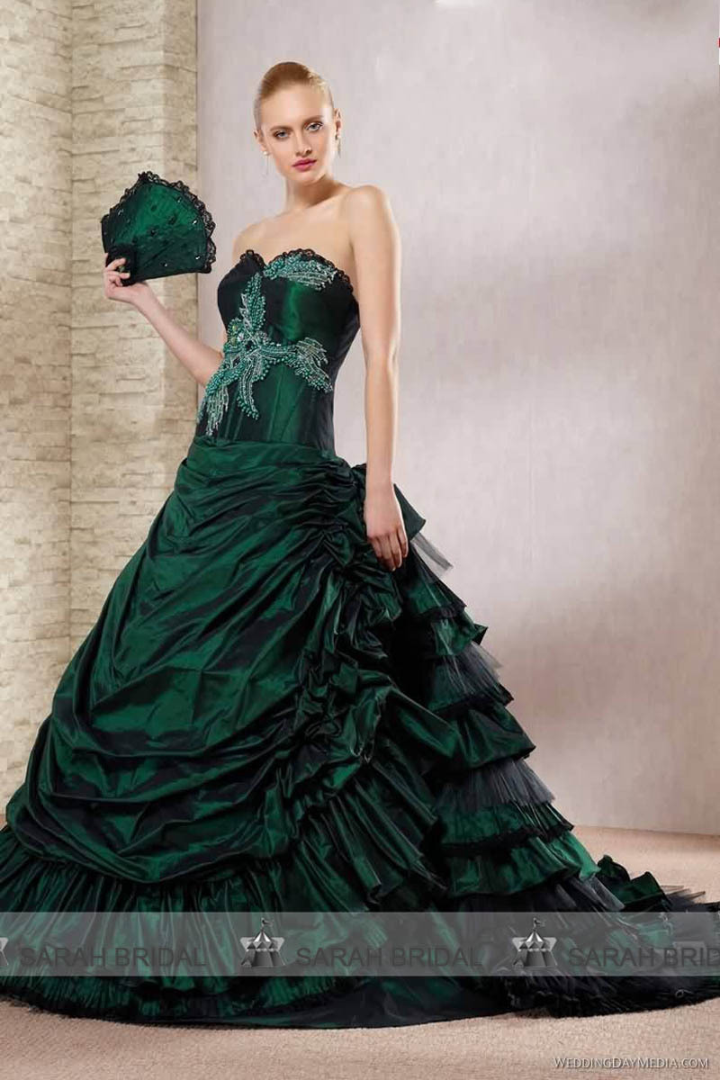 Sexy Black And Gold Wedding Dresses