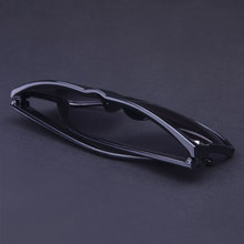 Men s Sunglasses 2015 Hot Oculos Vintage Rivet Sun glasses Women Brand Designer Sports Coating Eyewear